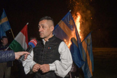 Fellobbant a szolidaritás lángja
